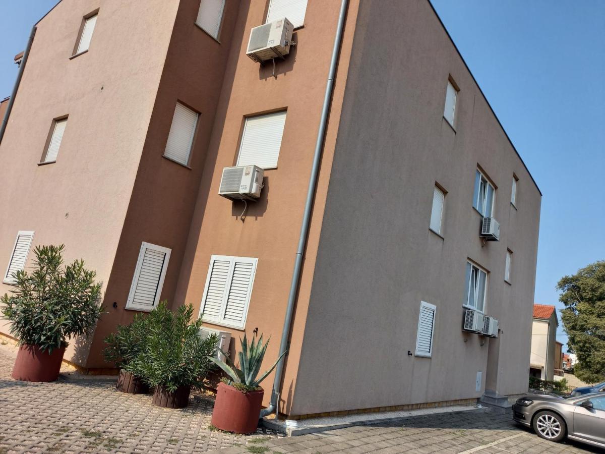Apartman Silva Biograd Na Moru Exterior foto
